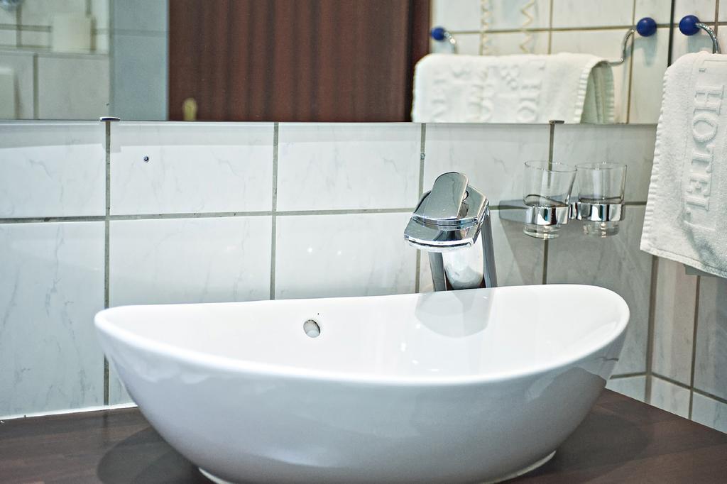 Ravel International Hotel Offenbach am Main Bilik gambar